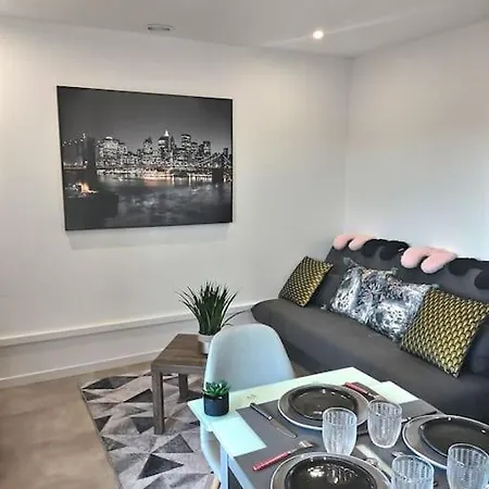 Apartment Confort 7 *