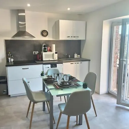 Confort 7 Apartment *